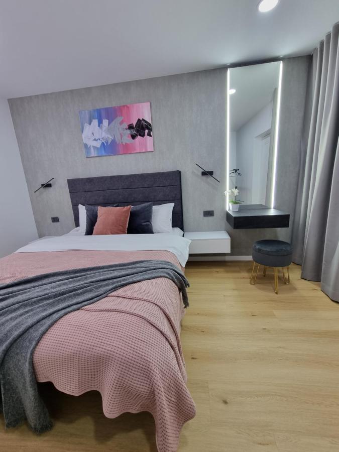 Casa Chiper - Apartament Etaj 1 布拉索夫 外观 照片